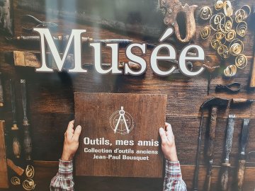 Exposition au musée des vieux outils de Chazelles