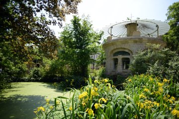 Visite commentée « Un aquarium, un cénotaphe et une porte : trois histoires dans le jardin du musée de l’Ecole de Nancy »