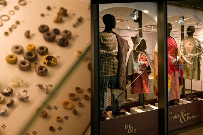 Visite guidée de l’exposition « L’étoffe d’un Gaulois. Costume et parure en Gaule »