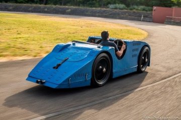 Classiques en mouvement ! Rassemblement sur l’autodrome