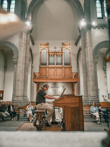 Découvrez l'Eglise Saint-Pierre accompagné d'un organiste