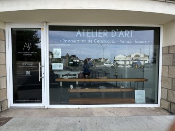 Visite d’un atelier de restauration d’objets d’art