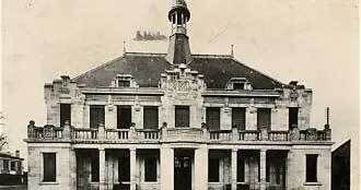 Visite : L’Hôtel-de-Ville dans le temps