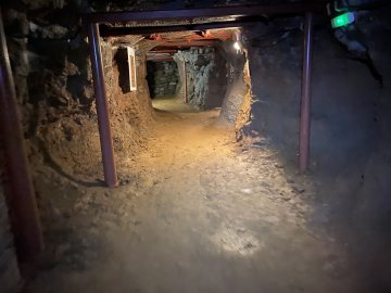 Visite d'une mine de fer de la tour Eiffel et de l'accumulateur à minerai Zublin