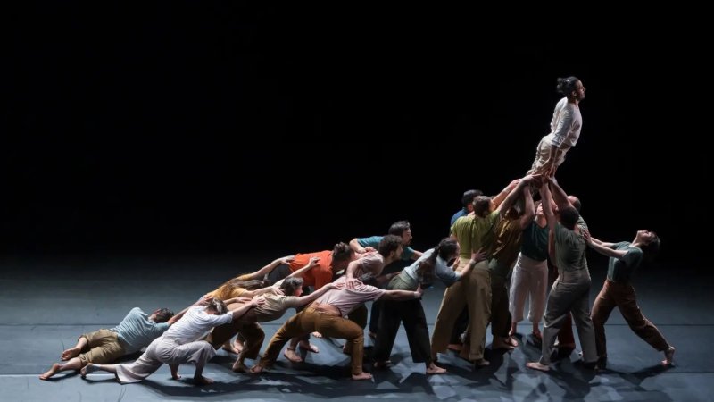 Atelier portés acrobatiques et voix - COLLECTIF XY