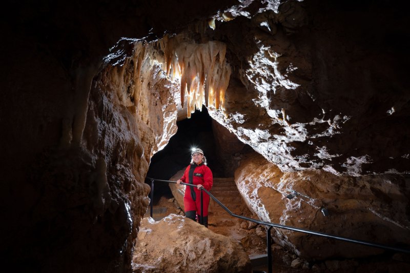 Visite des grottes de Blanot