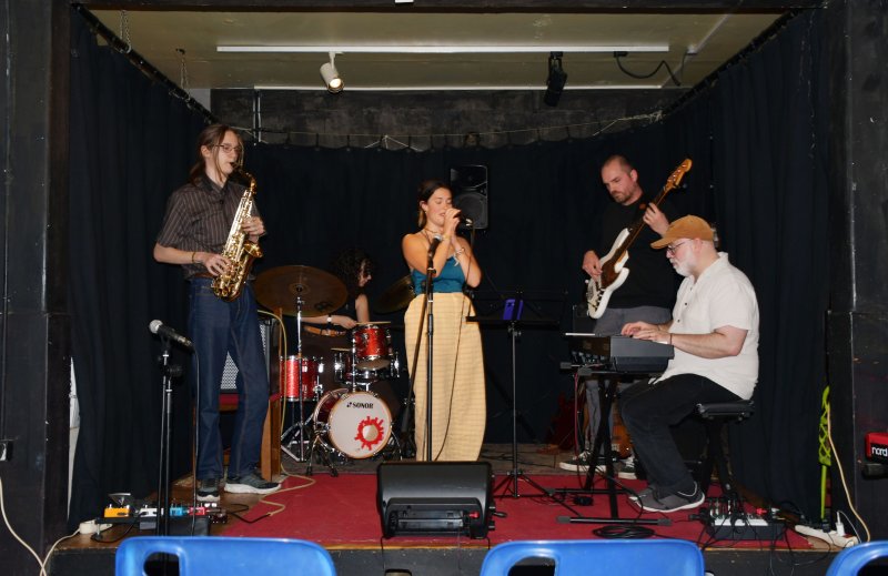 Jam Jazz