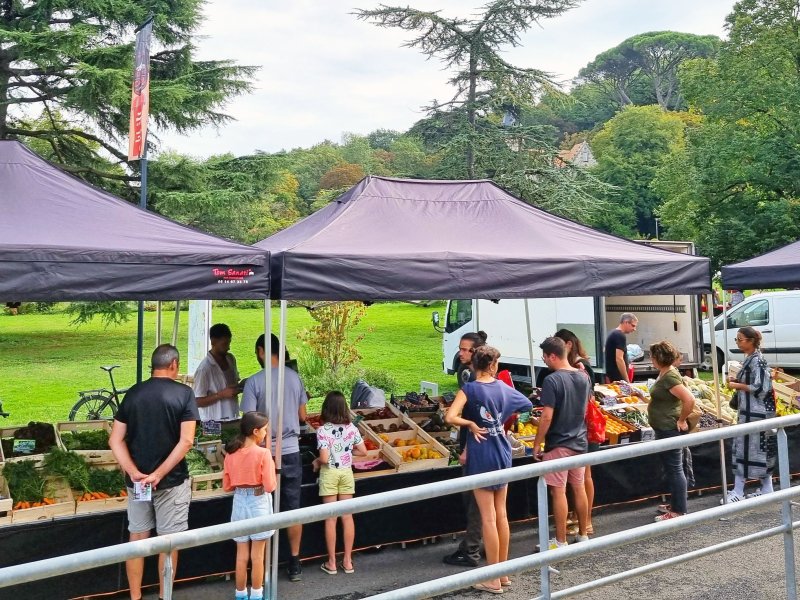 Le Marché du Castel fête l'automne