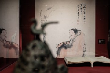 Visite guidée : les coulisses de l’exposition et des parfums d’Asie