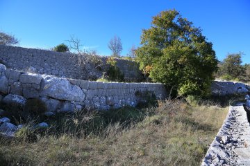 Rando patrimoine : "Les fragiles richesses du Plan des Noves"