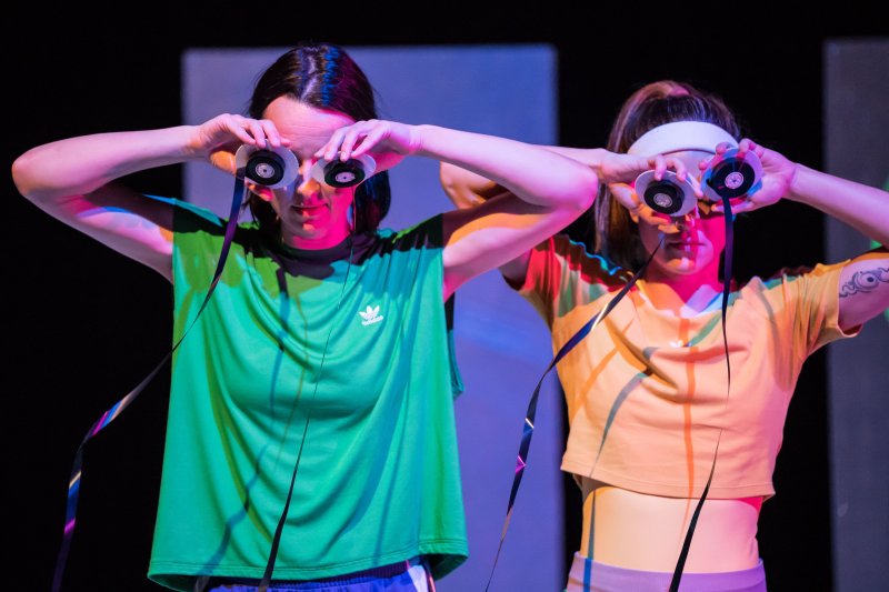 MAGNÉÉÉÉTIQUE FACE A - Amélie Poirier Cie Les Nouveaux Ballets du Nord-Pas de Calais