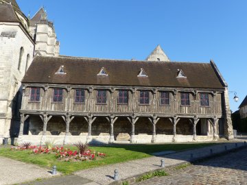 Visite de la bibliothèque du chapitre