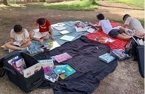 Lecture au parc