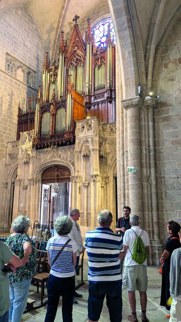 La collégiale 
se visite en 
deux temps
Collégiale Notre Dame 
d’Espérance