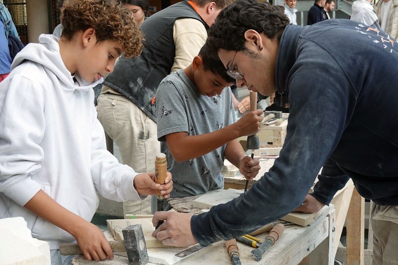 Atelier de gravure sur pierre