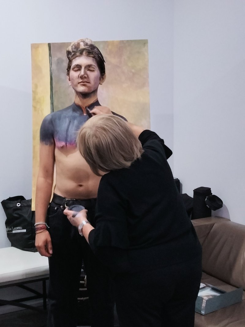 Body and clothes painting