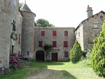 Visitez ce château du XVIe siècle et son parc arboré !