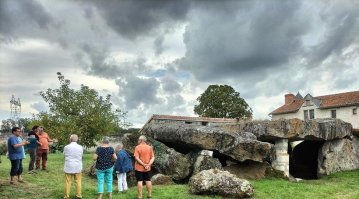 Visite guidée du dolmen de Pierre Folle