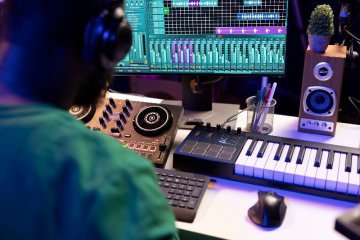 Bulles numériques : Création de musique électronique sur ordinateur