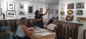 Ateliers de pratique artistique et visite de l'Artothèque de Paris Est Marne et Bois