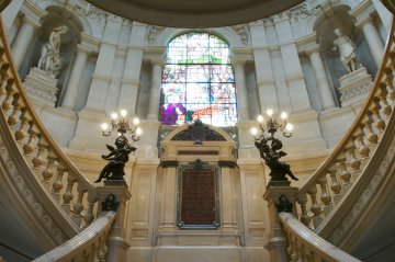 Visite à l'Hôtel de Ville : Rencontres avec les artisans du 19e siècle