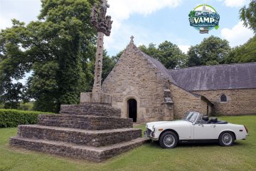 Tournée des chapelles Pleybennoises en véhicules anciens