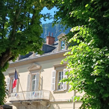 Visite de la sous-préfecture de Saint-Jean-de-Maurienne