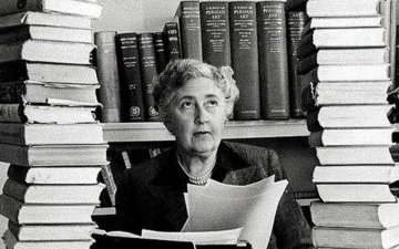 Tea-time et lectures : ambiance Agatha Christie