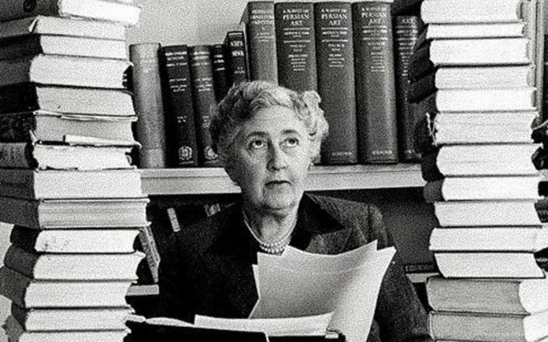 Tea-time et lectures : ambiance Agatha Christie