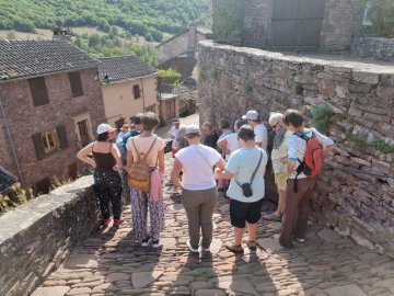Visite guidée du village et d'une maison seigneuriale