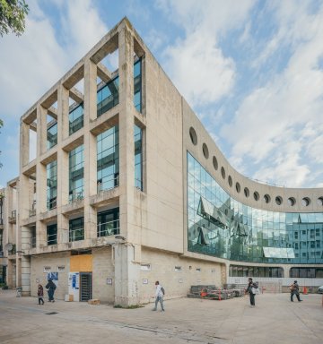 Parcours autour des œuvres majeures d'Oscar Niemeyer en Seine-Saint-Denis