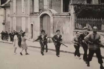 Visite-découverte des Archives municipales
