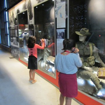 Parcours sensoriel à travers les collections