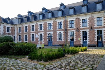 Visite guidée puis rencontre au tribunal judiciaire