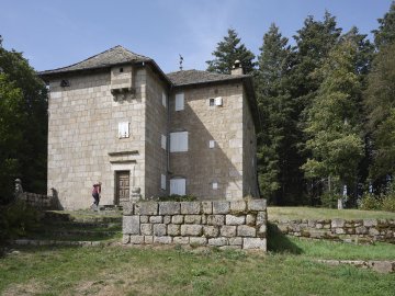 Visite libre de la maison forte des Lambert
