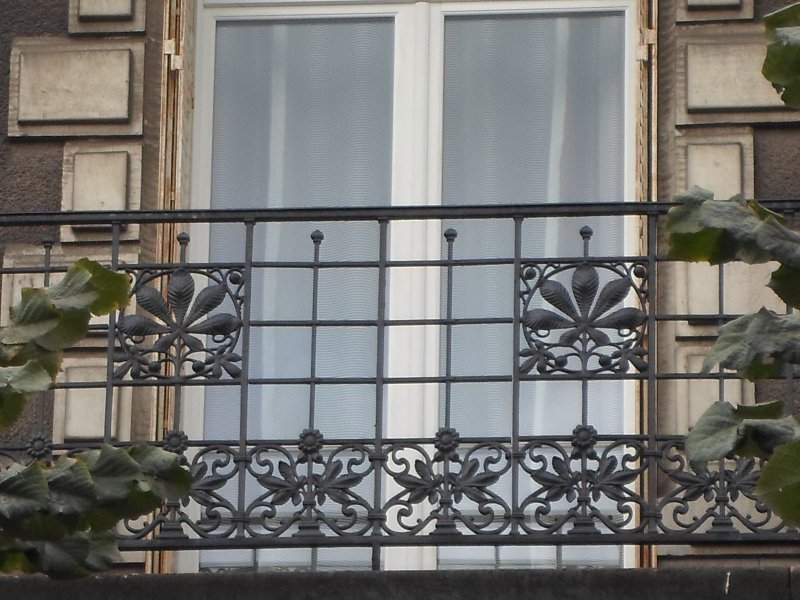 Autun des façades classiques à l’Art Déco.