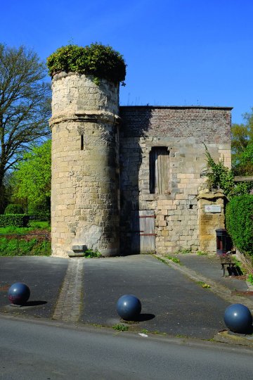 Visite libre de la porte des Arquets