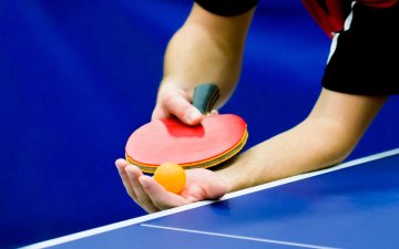 Paris sport dimanches : tennis de table et badminton aux Arènes de Lutèce