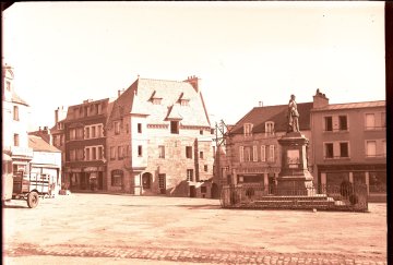Projection de photos anciennes - fonds Hénault et Prats