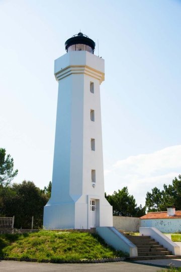 Le Phare du Grouin du Cou