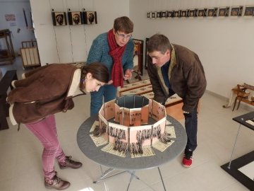 Tapisserie sur métier de basse lice: visitez l'atelier.