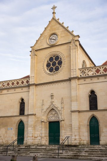 De l'église du roi à l'église du peuple