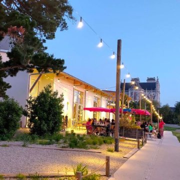 Visite de l’équipement culturel Mixt à Nantes