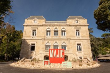 Exposition « Renaissance du Château Baldy », collection Notre-Dame de Paris au Musée numérique et VR « Notre-Dame de Paris : Journey Back in Time »