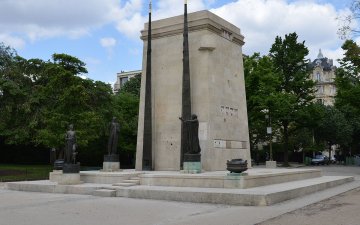 JEP 2026 : Visite du monument à la Déclaration des droits de l'homme et du citoyen d'Ivan Theimer