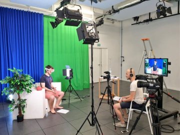 Nouveaux médias : partager les savoirs scientifiques d’hier à demain