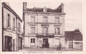 Exposition de photographies anciennes de Vouvray par Enzo Begey