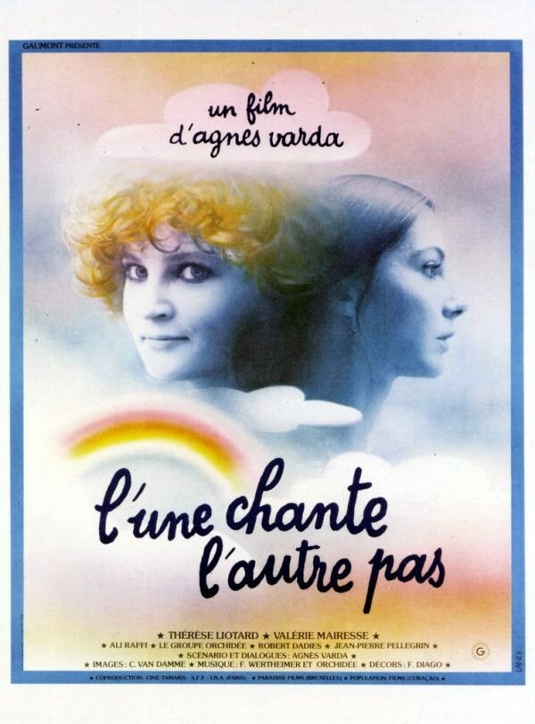 L'une chante, l'autre pas