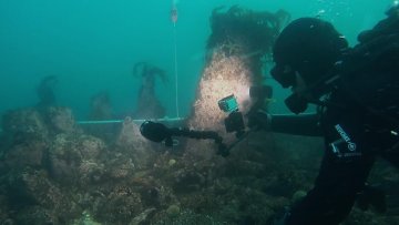 Conférence sur les murs engloutis de l'Île de Sein, par Yves Fouquet