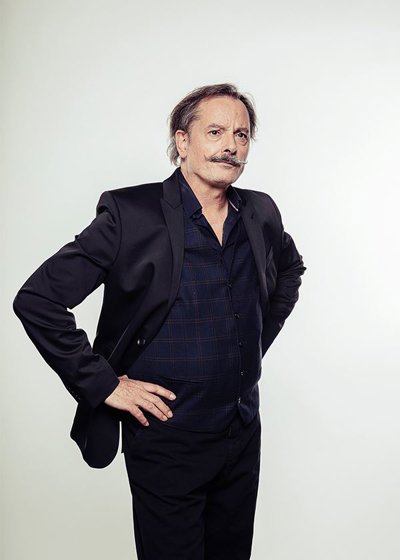 Christophe Alévêque dans Revue de presse